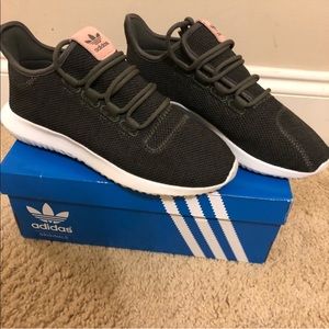 adidas tubular shadow verde